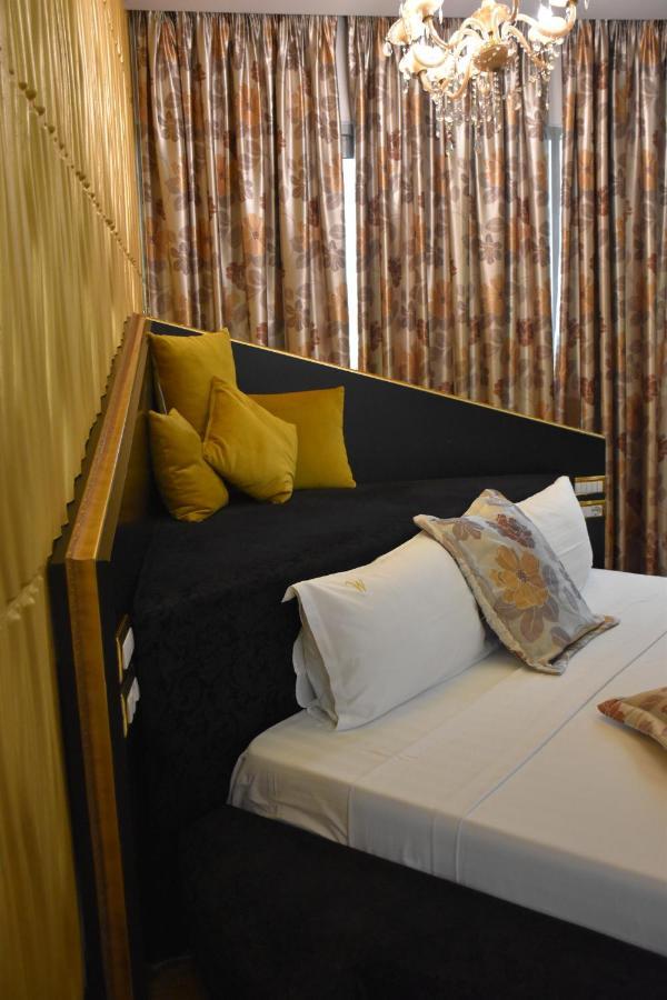 Hotel New W